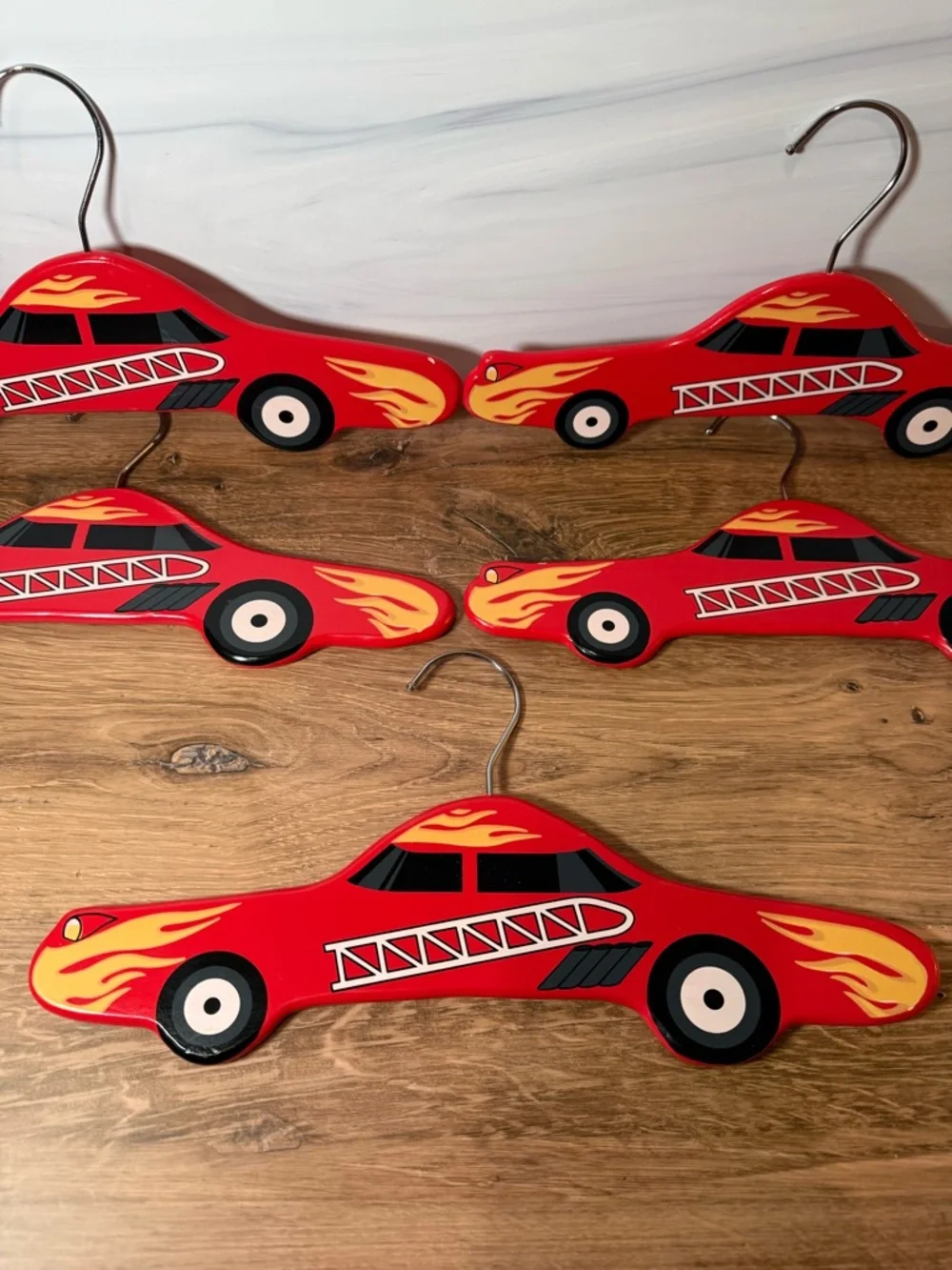 Kidorable Fire Engine Wooden Hangers Set 5